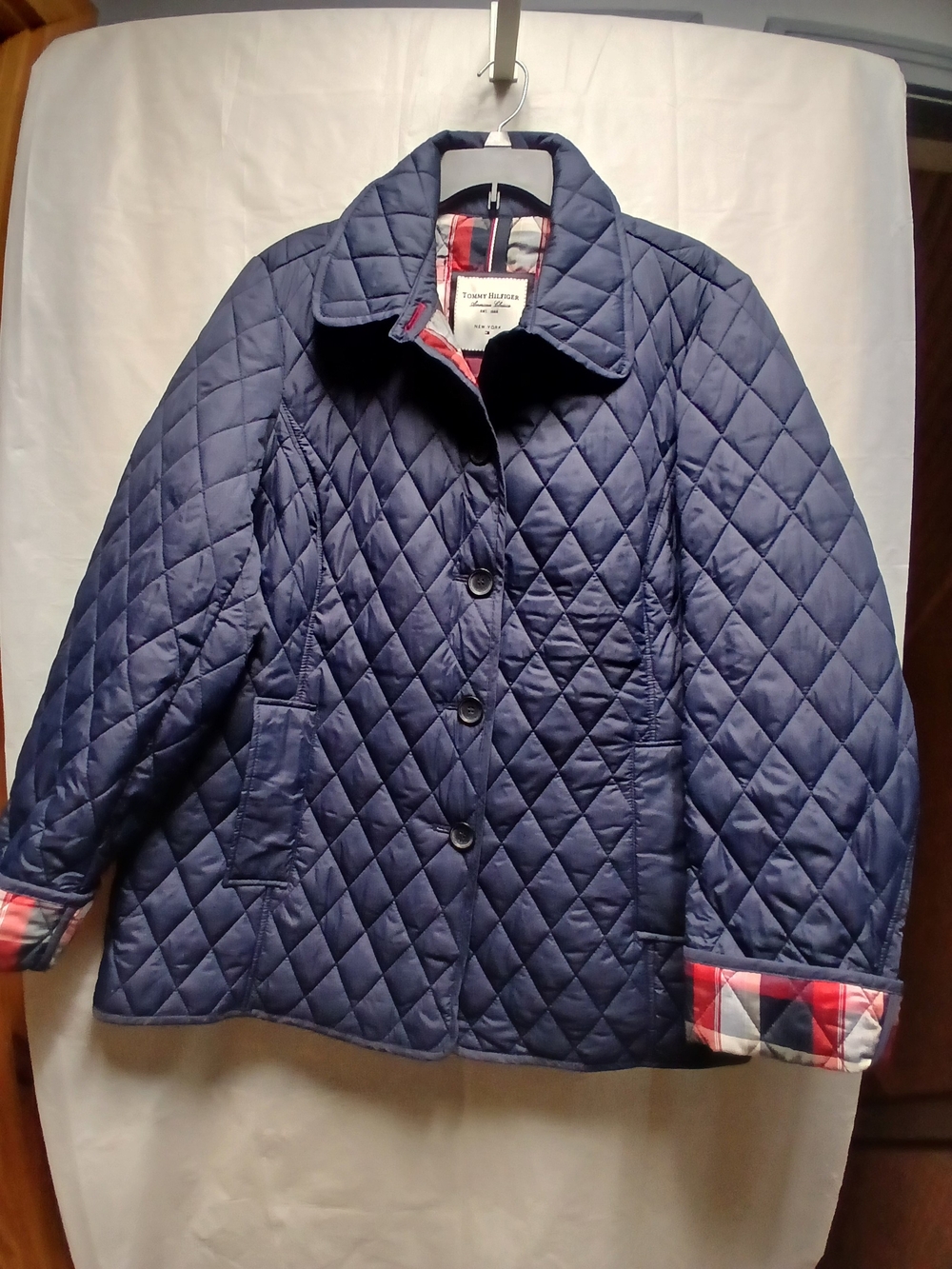 Tommy Hilfiger Quilted Navy Women’s Jacket with Plaid Trim